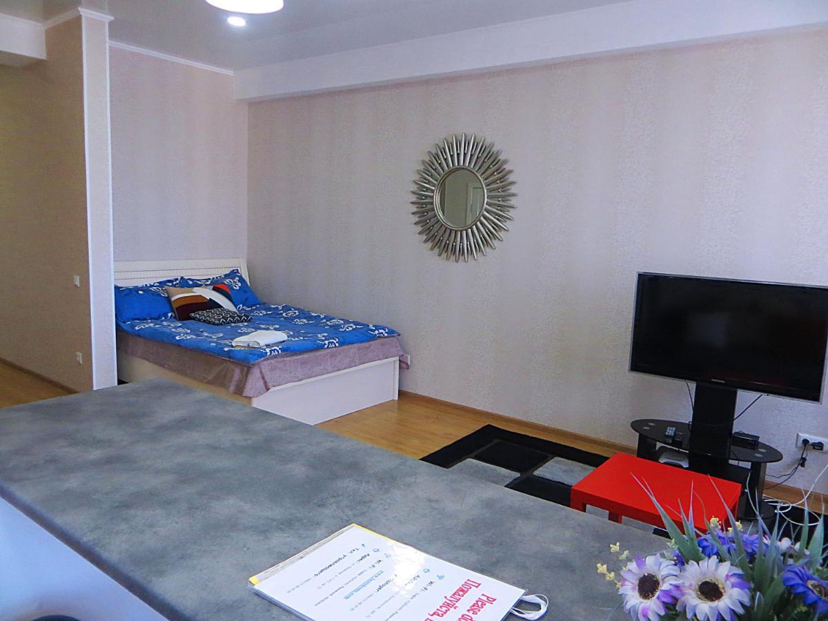 Panoramic Studio Apartments With Mountain Views Bishkek Exterior photo